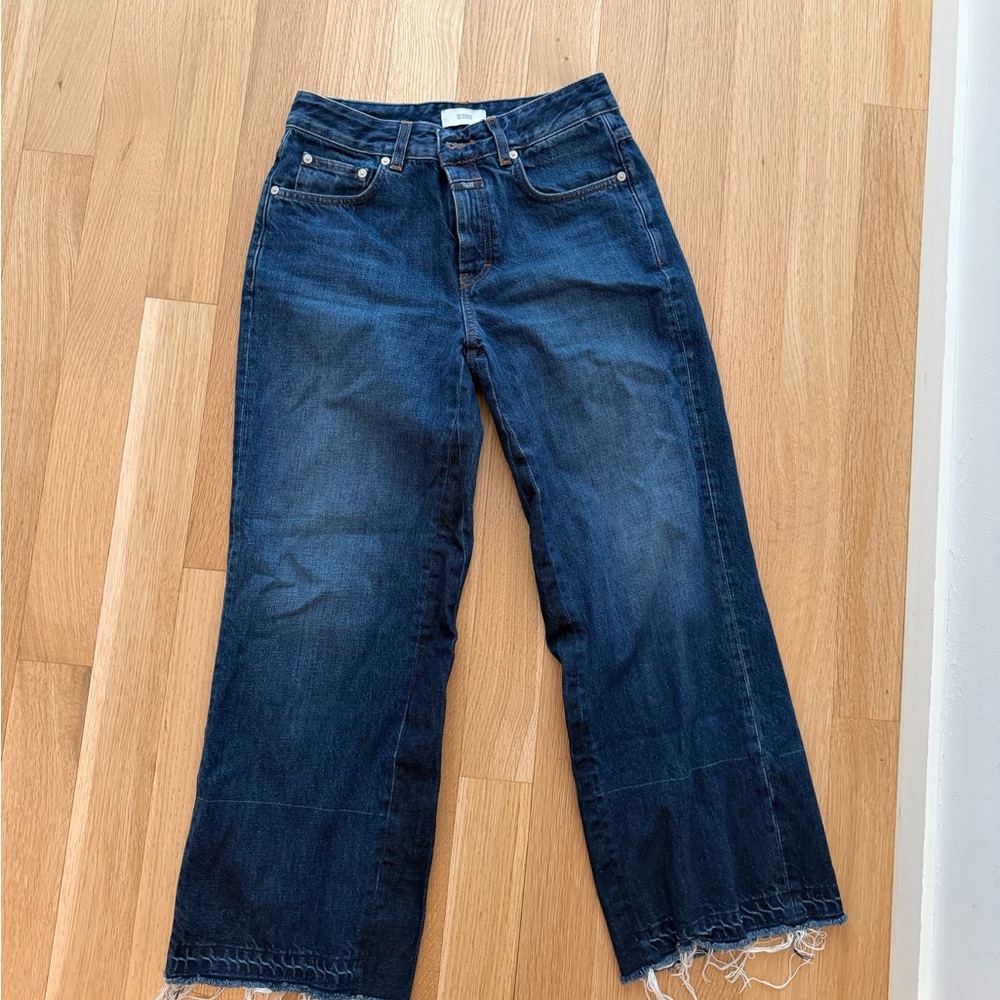 Closed Dark Blue Wide-Leg Jeans with Frayed Hem